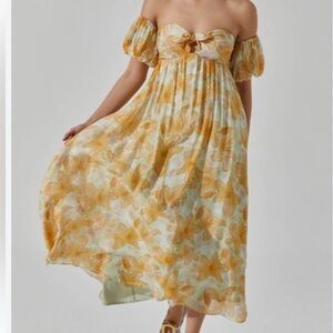 ASTR The Label Off Shoulder Midi Dress - Orange Tropical - Medium